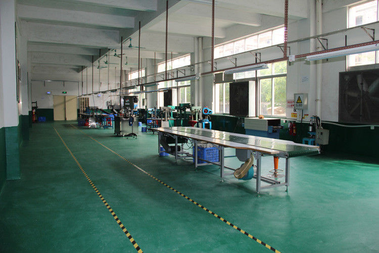 Guangzhou Huihua Packaging Products Co,.LTD üretici üretim hattı