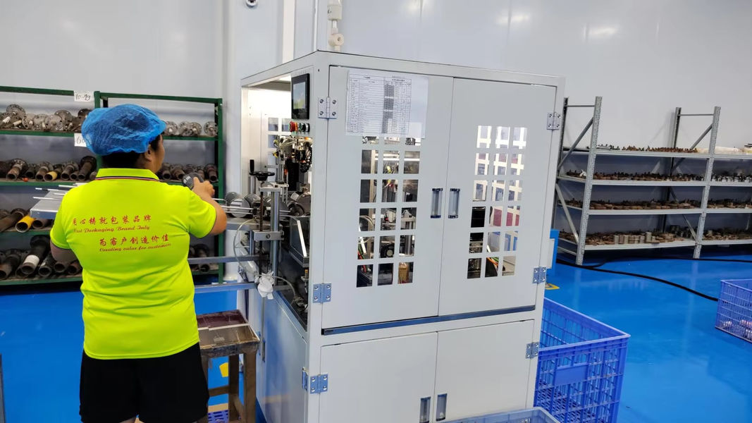 Guangzhou Huihua Packaging Products Co,.LTD üretici üretim hattı